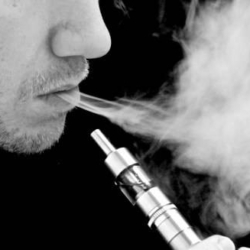 Public health body calls for vaping rooms and extra breaks for e-cigarette users