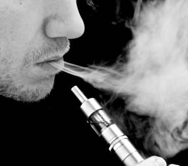Public health body calls for vaping rooms and extra breaks for e-cigarette users