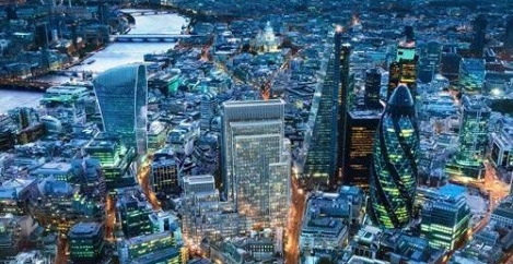 Demand by investors for UK commercial property remains strong