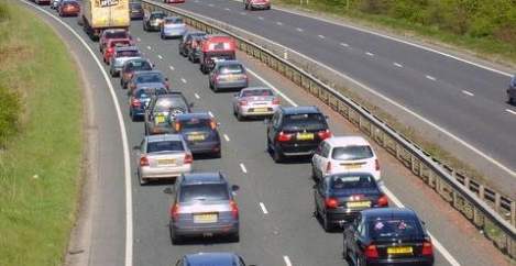 Traffic congestion cost UK drivers nearly £8 billion in 2018, study claims