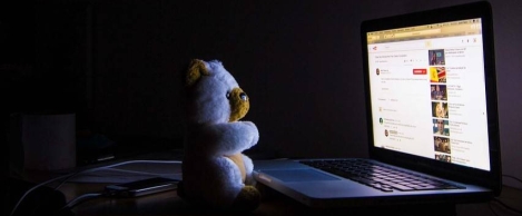 Use of tech in the evening linked to sleep disruption and a range of serious mood disorders