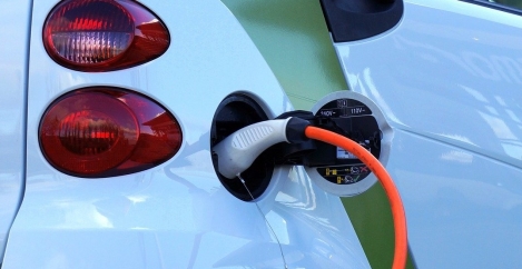 Third of people say they will never buy electric vehicle