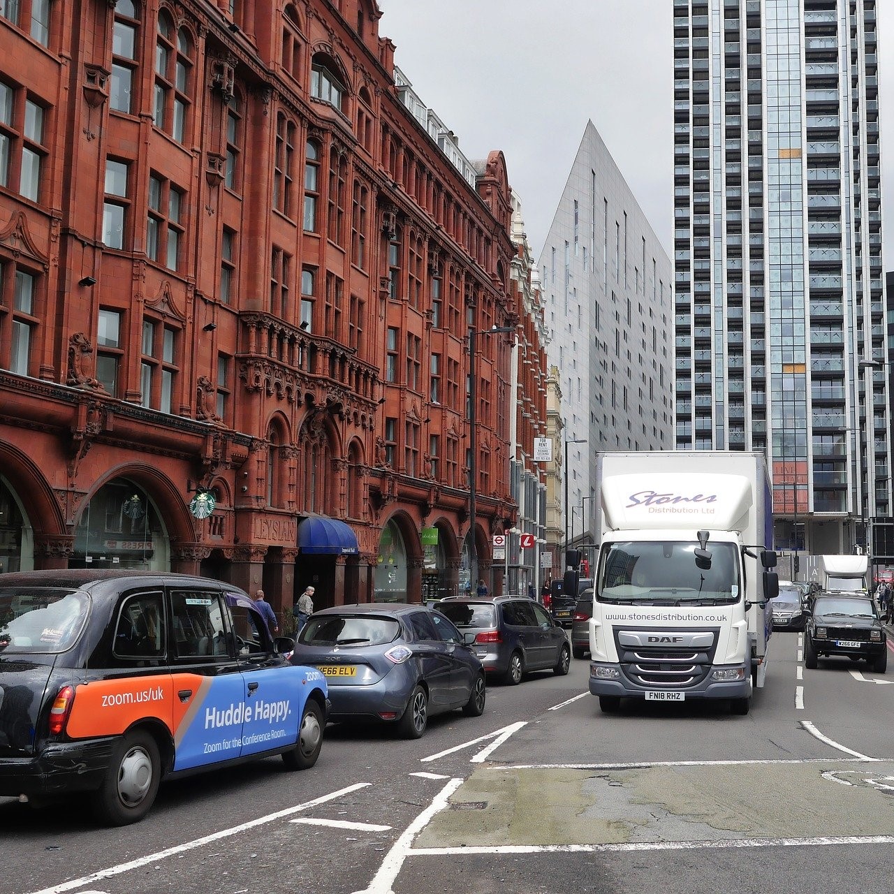 Outdoor workers exposed to 15 percent more pollution than average