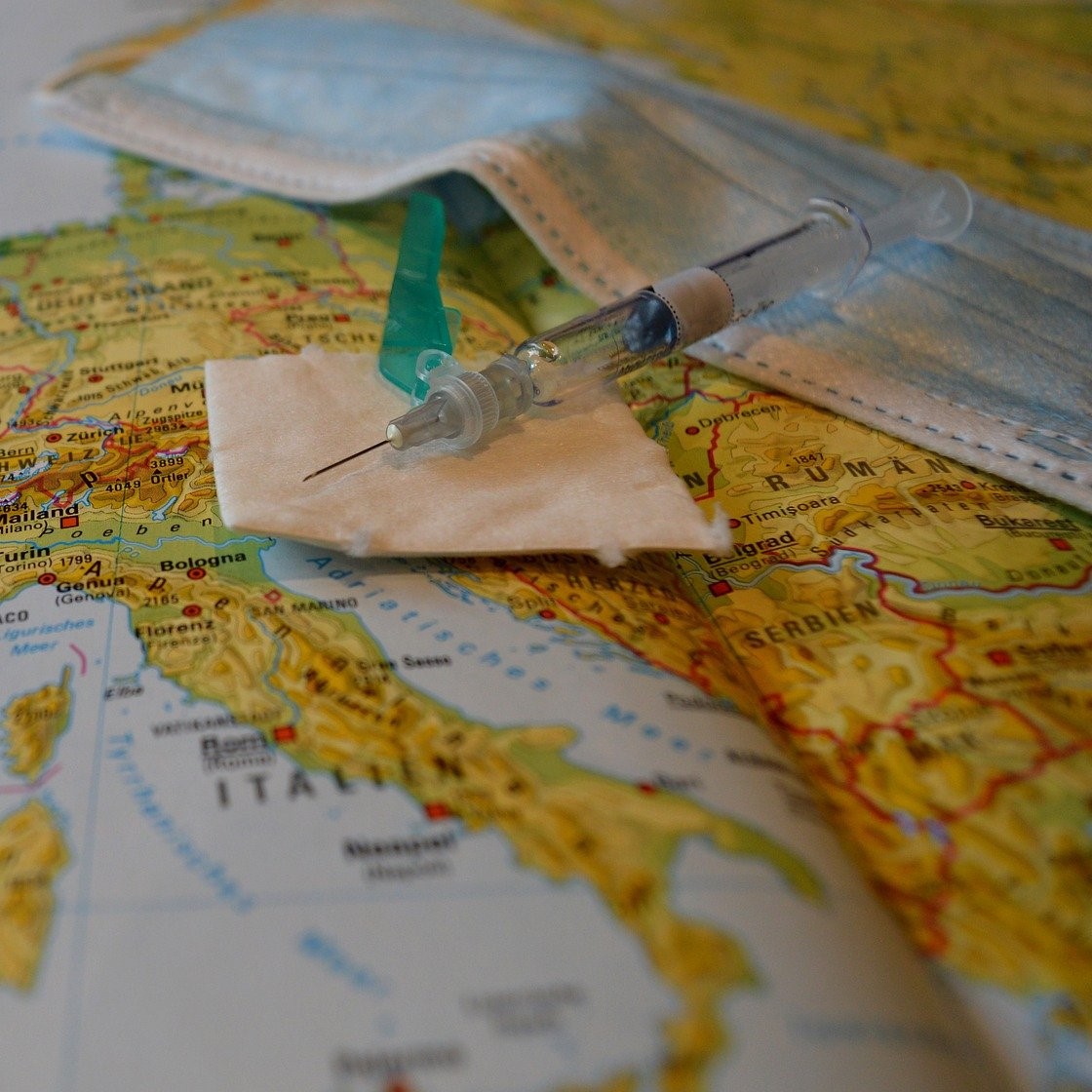 Differing global vaccine programmes create challenges for employers with overseas staff