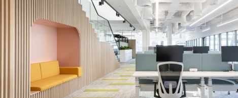KI Work2.1 sit-stand desks create personal and collaborative workspace for Braze
