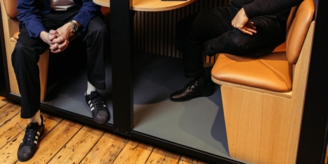 MuteBox brings Scandinavian modular office furniture to the UK