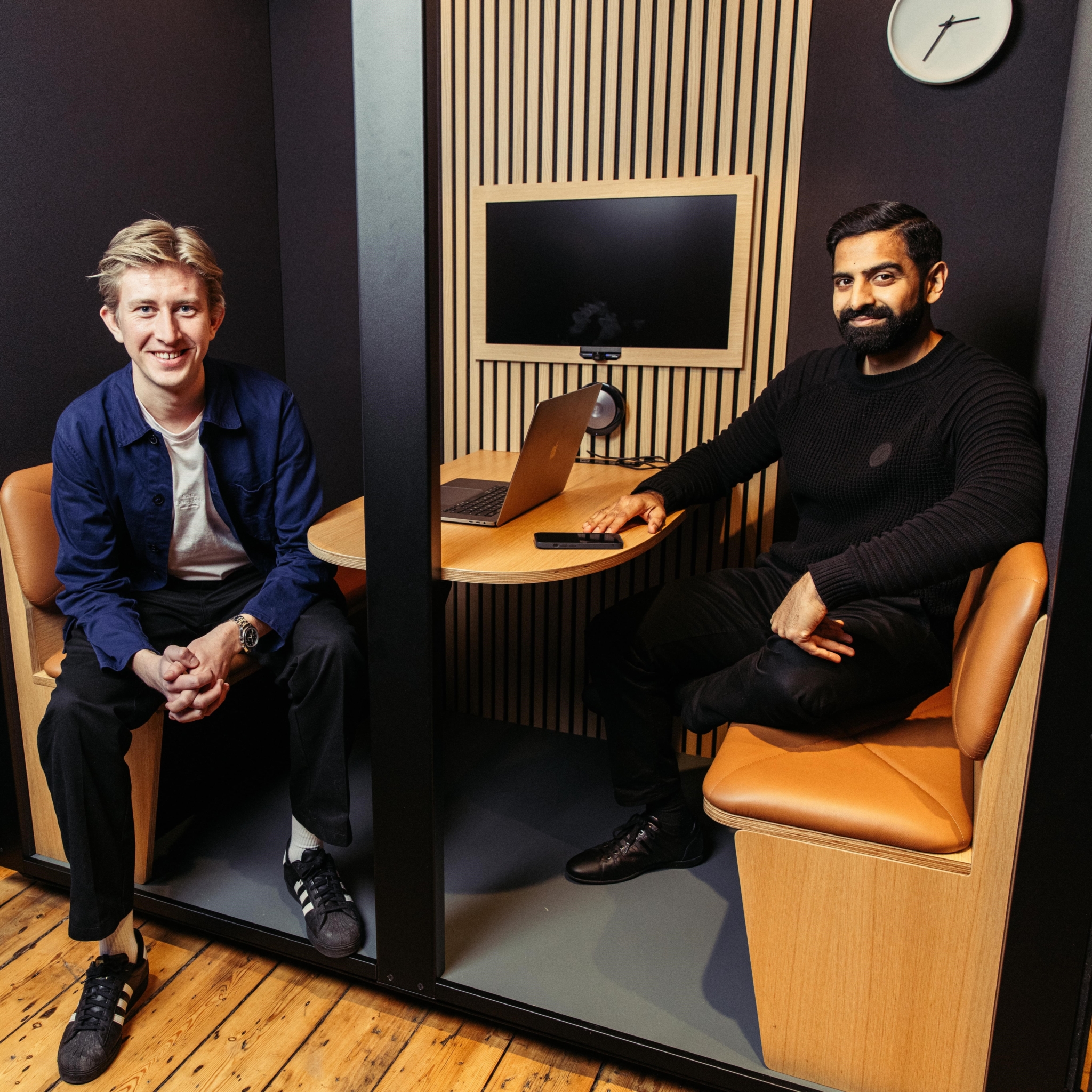 MuteBox brings Scandinavian modular office furniture to the UK