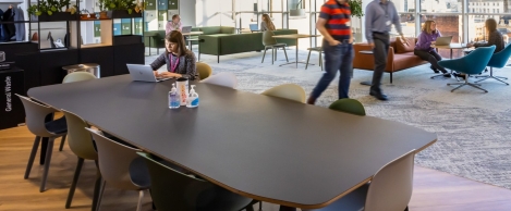 Government updates office design standards with new workplace guidance